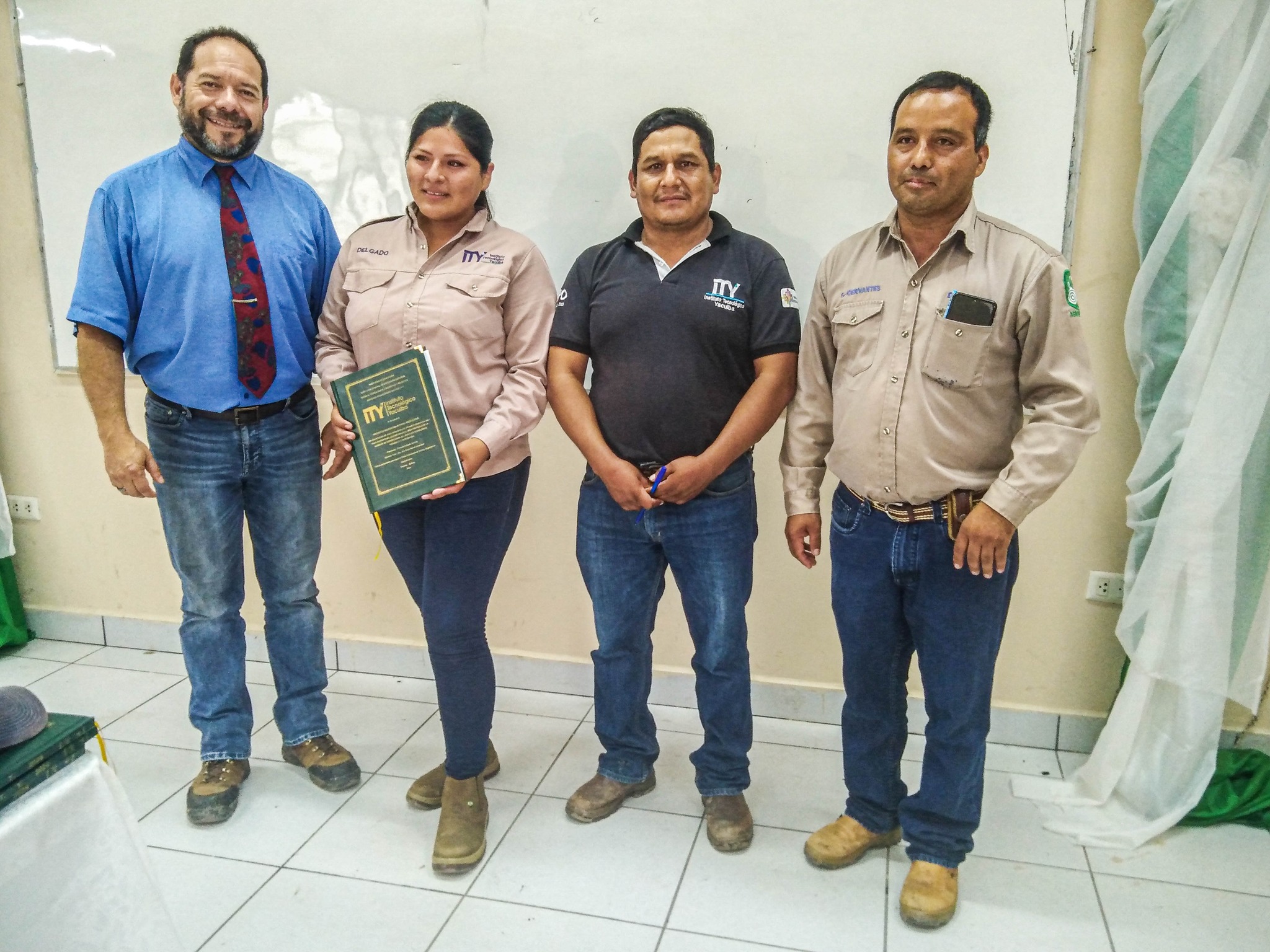 Nuestras felicitaciones a los estudiantes que lograron aprobar su defensa de grado Nuestras felicitaciones a los estudiantes que lograron aprobar su defensa de grado